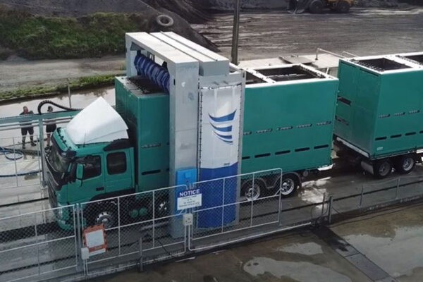 Omega-Wash_camionS3_2-600×400