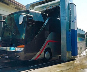 bus-1